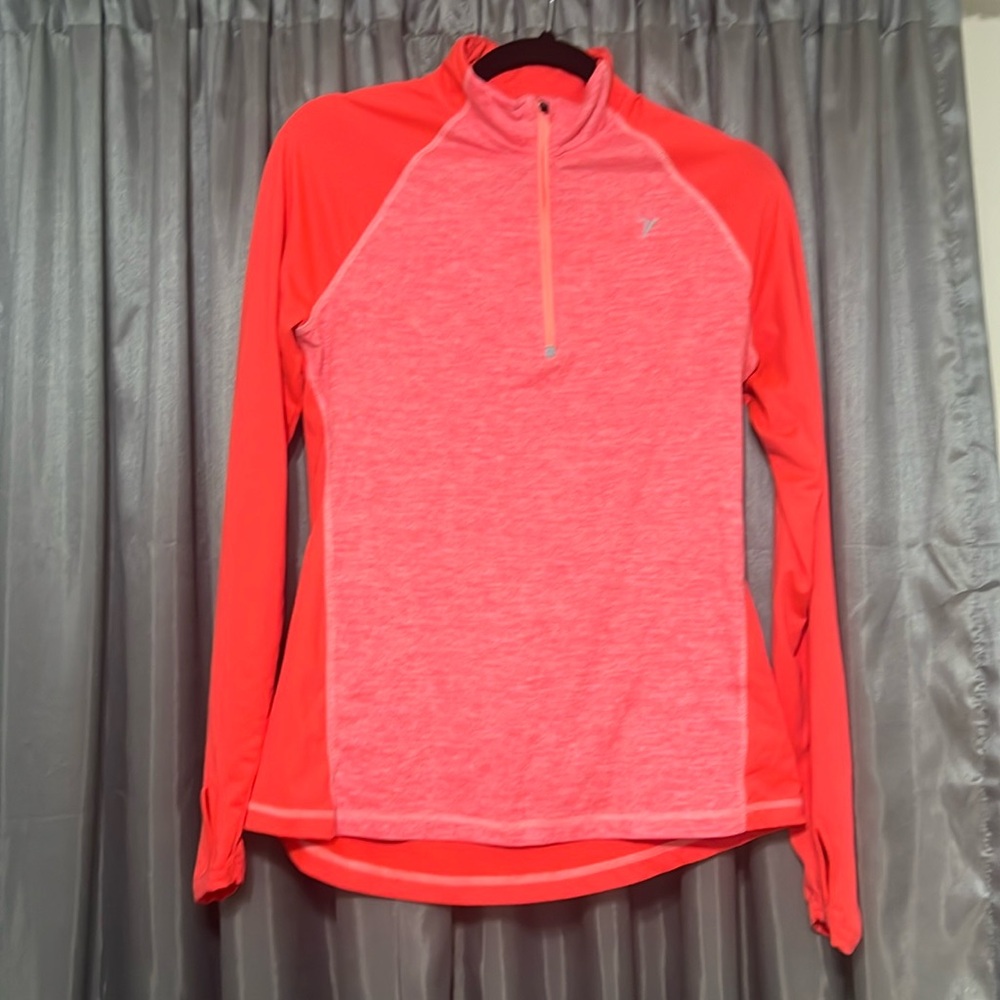 Old Navy Active workout long sleeve top